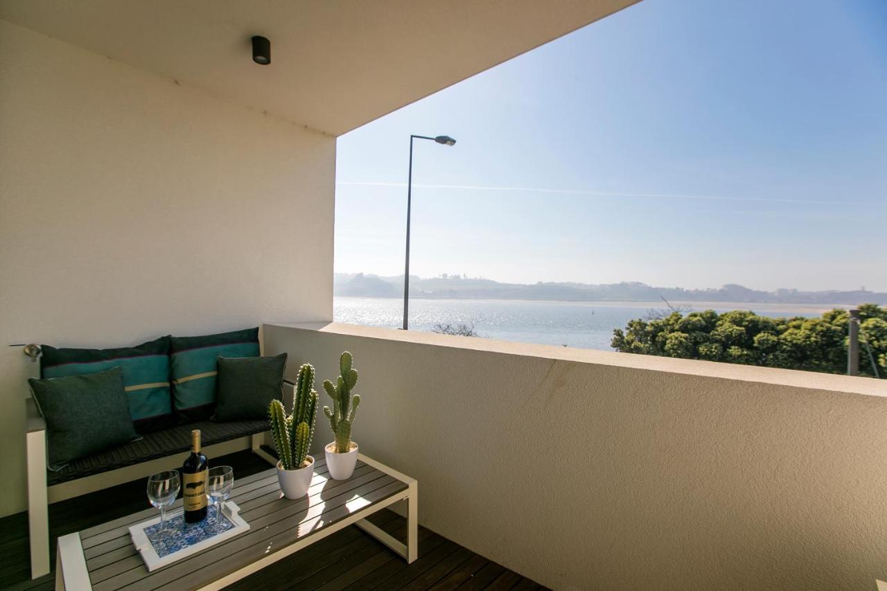 Lovelystay - Luxury 2Br Duplex Apartment In Foz Porto Kültér fotó