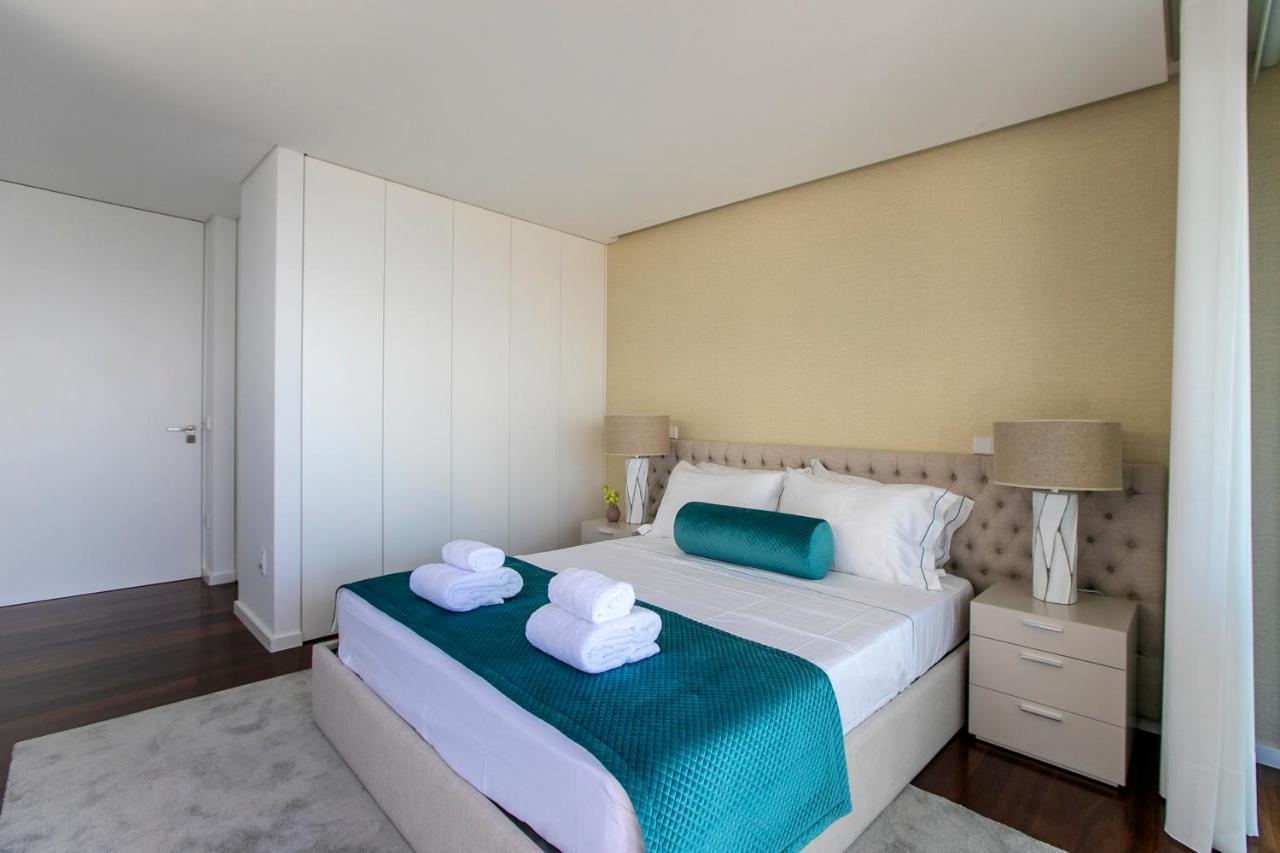 Lovelystay - Luxury 2Br Duplex Apartment In Foz Porto Kültér fotó