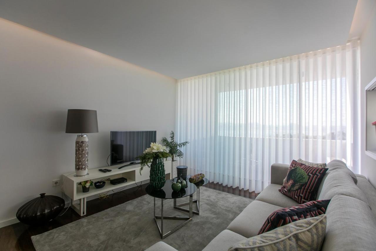 Lovelystay - Luxury 2Br Duplex Apartment In Foz Porto Kültér fotó