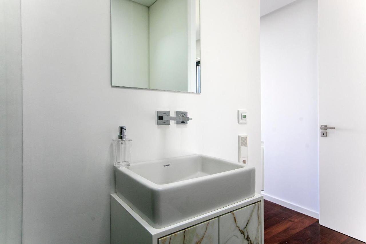 Lovelystay - Luxury 2Br Duplex Apartment In Foz Porto Kültér fotó